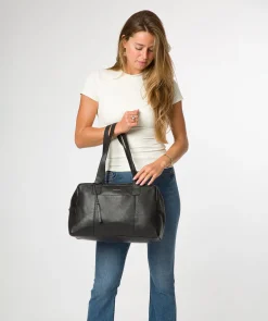 Airgo' 'Free on Board' Black Leather Cabin Bag