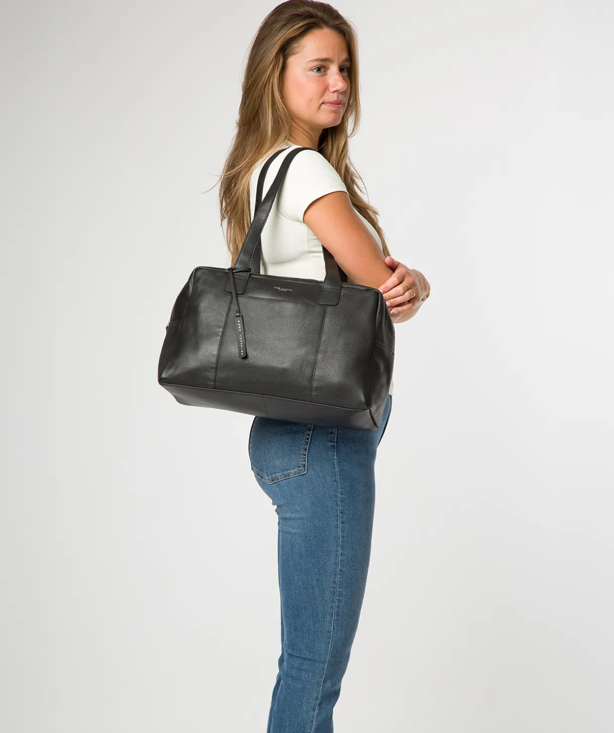Airgo' 'Free on Board' Black Leather Cabin Bag