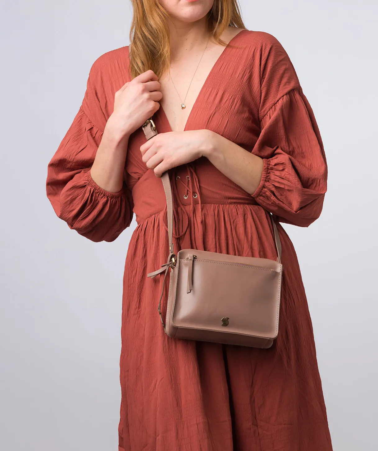 Aurora' Natural Taupe Leather Cross Body Bag