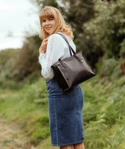 Bella' Black Leather Tote Bag