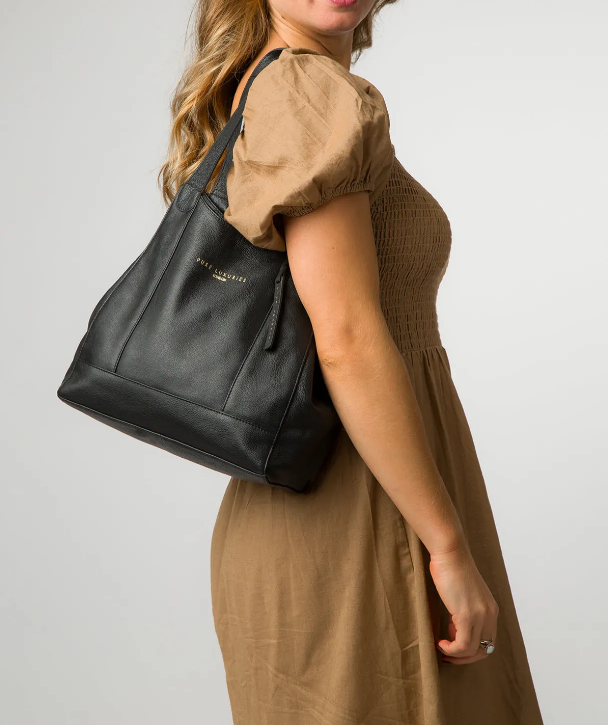 Colette' Black Leather Handbag