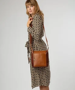 Indigo' Conker Brown & Dark Tan Leather Shoulder Bag