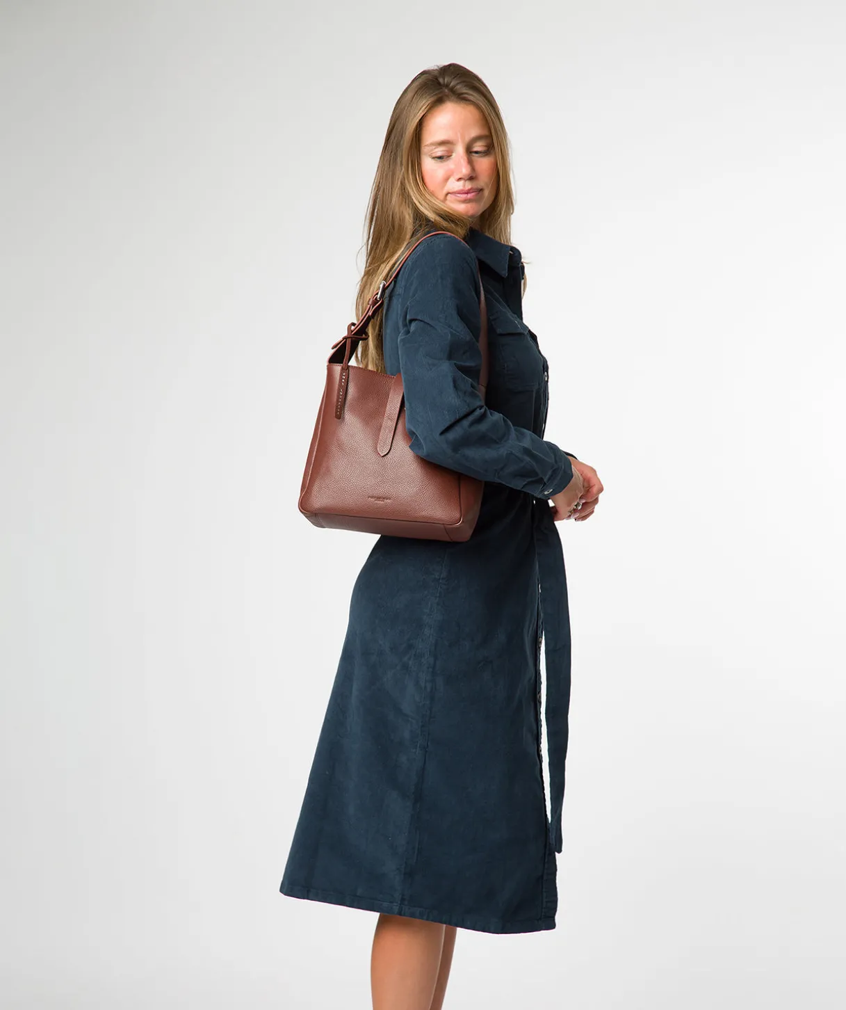 Isola' Chestnut Leather Tote Bag