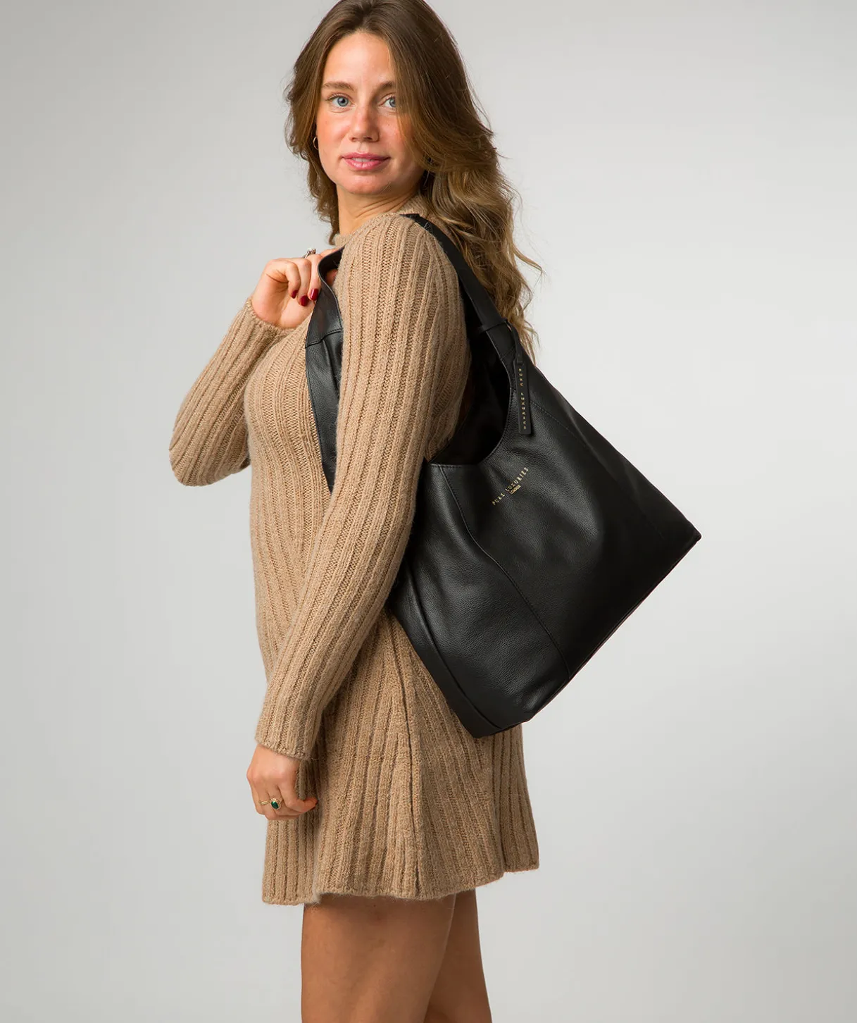 Nina' Black Leather Shoulder Bag