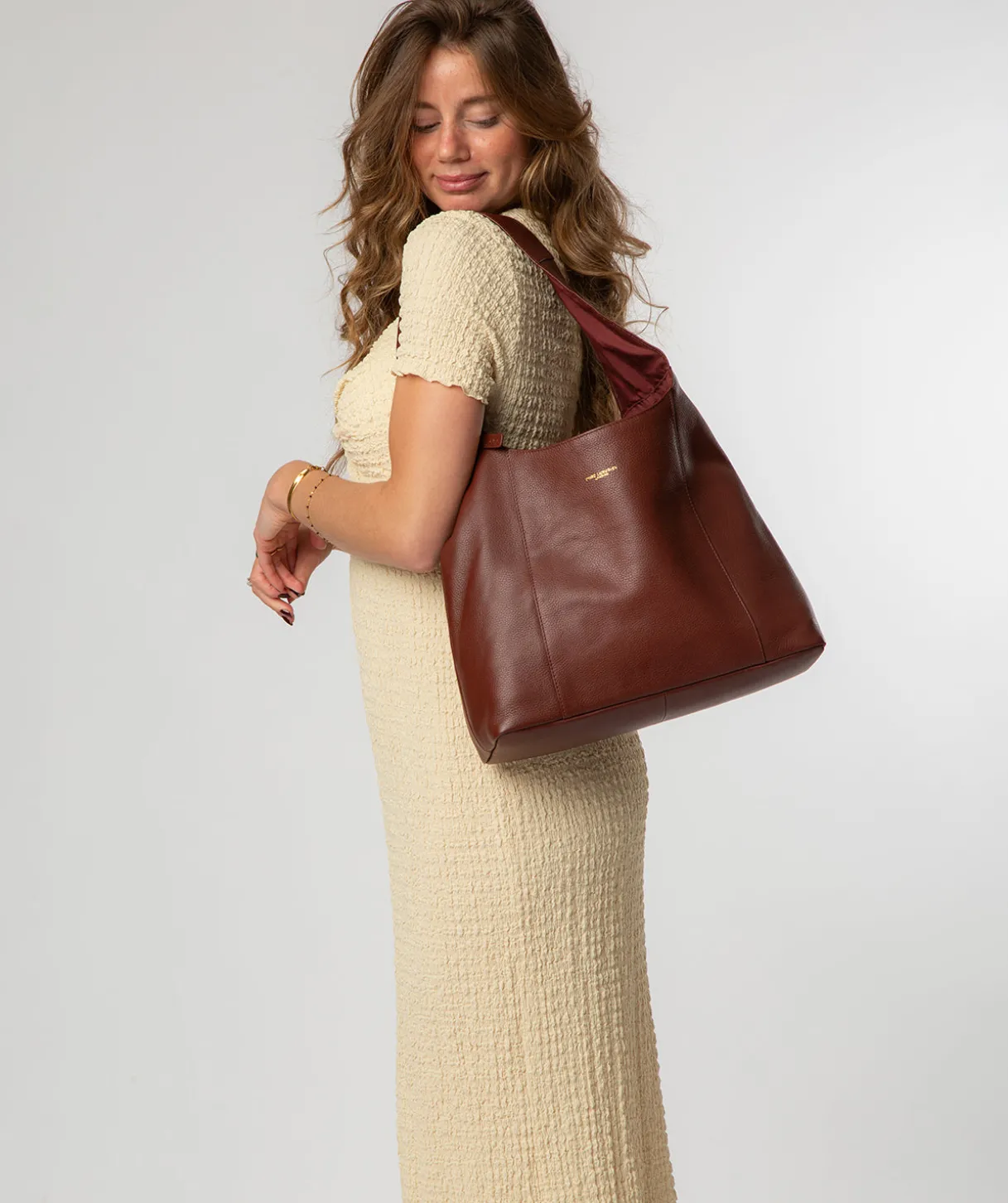 Nina' Chestnut Leather Shoulder Bag