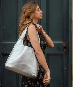 Nina' Metallic Silver Leather Shoulder Bag
